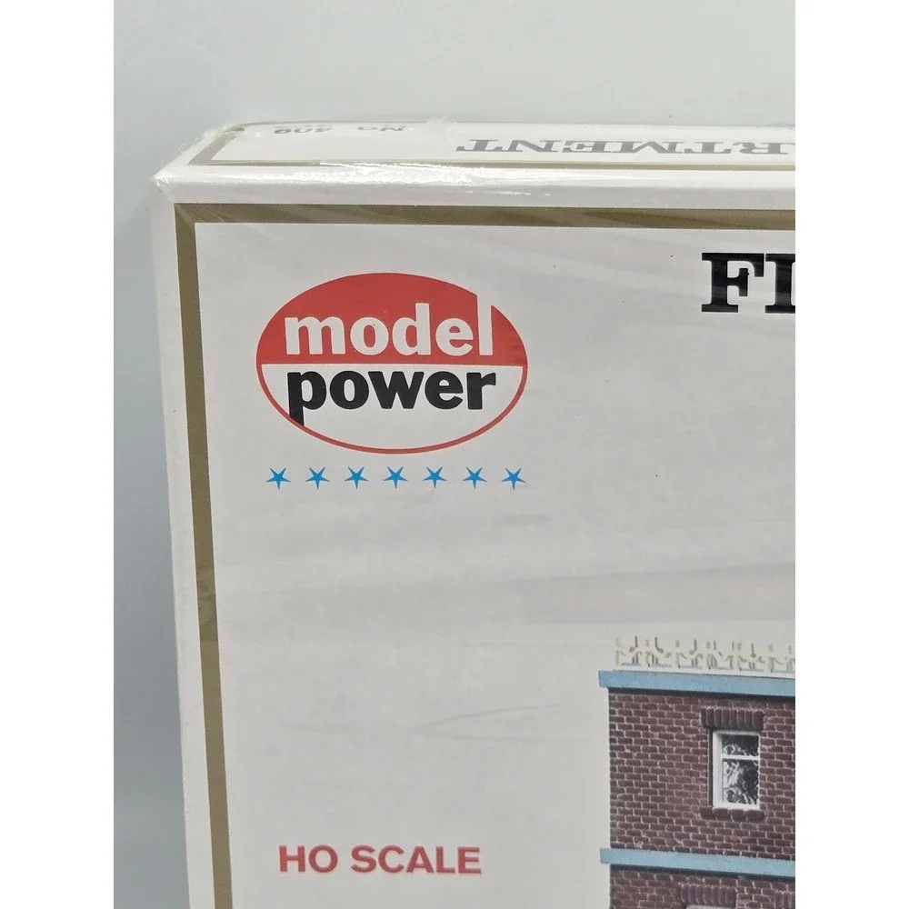 Model Power HO Scale Fire Department‎ Construction Kit with 2 Fire Engines